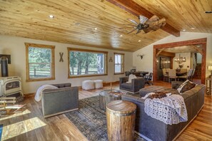 Smart TV, fireplace, offices