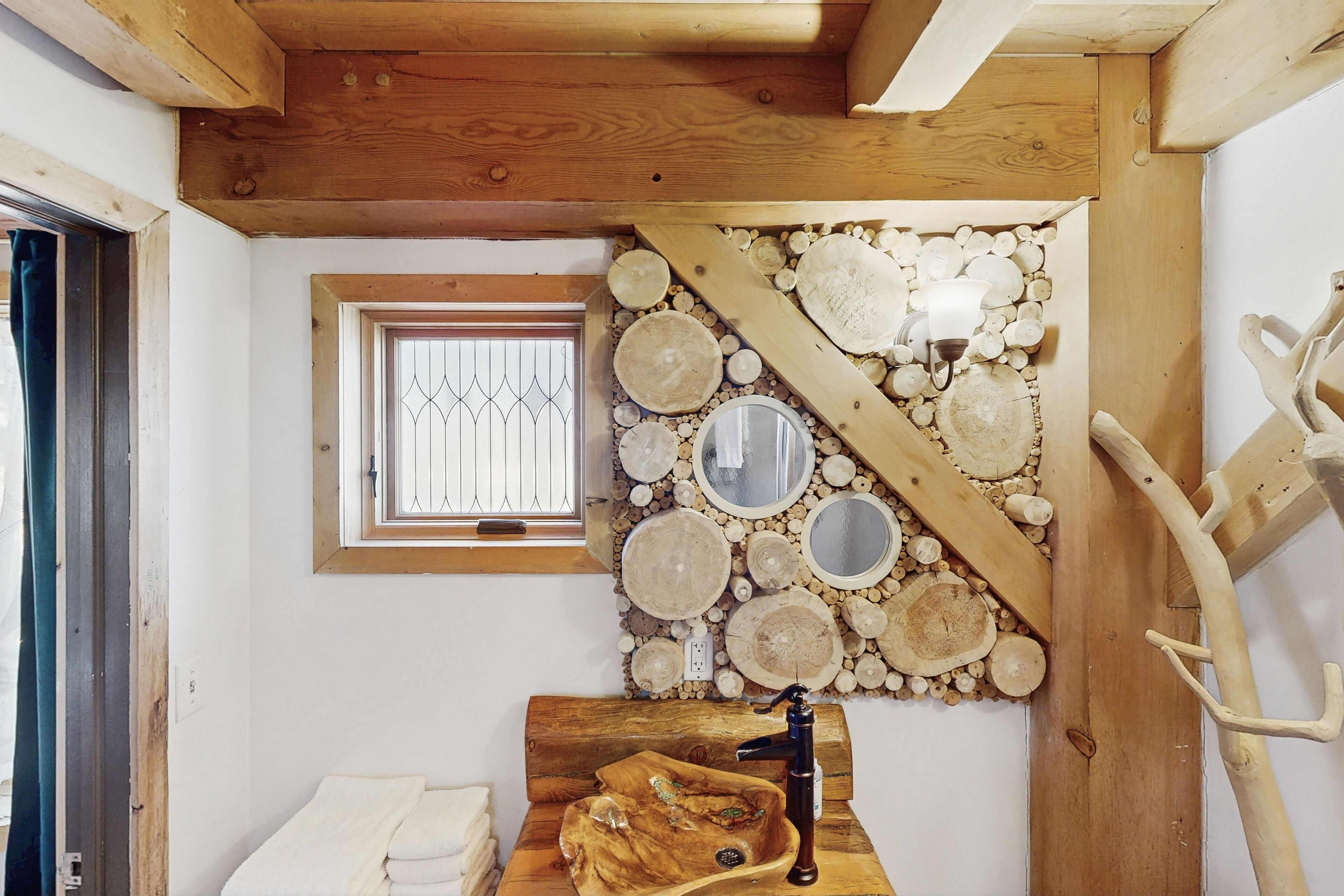 المنشأة من الداخل