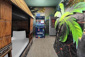 Exterior - Vor4766hw: 4 Bed, Volcano, Pool (Orlando)