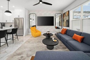 Exterior - Vor4766hw: 4 Bed, Volcano, Pool (Orlando)