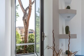 Interior - GuestHost - Monteverde Classy Apartment (Roma)
