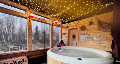 Cozy Big Lake Cabin Retreat with Washer & Dryer and Private Hot Tub & Sauna