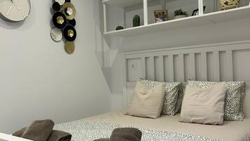 1 bedroom, iron/ironing board, travel cot, free WiFi