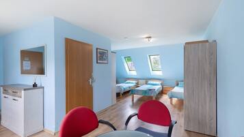 Iron/ironing board, free WiFi, bed sheets