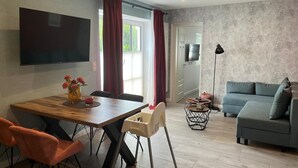 Living area - Kavaliershaus Erdgeschoss mit Eigener Terrasse im Henriettenhof (Grömitz)