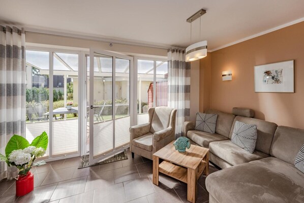 TV, DVD player, stereo