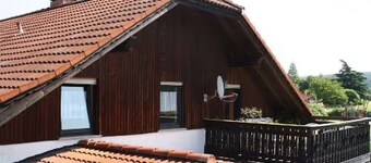 Apartment 'Ferienwohnung Meuer' with Balcony and Wi-Fi