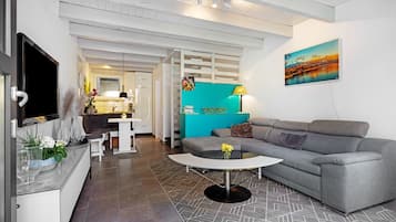 Fernseher, Stereoanlage