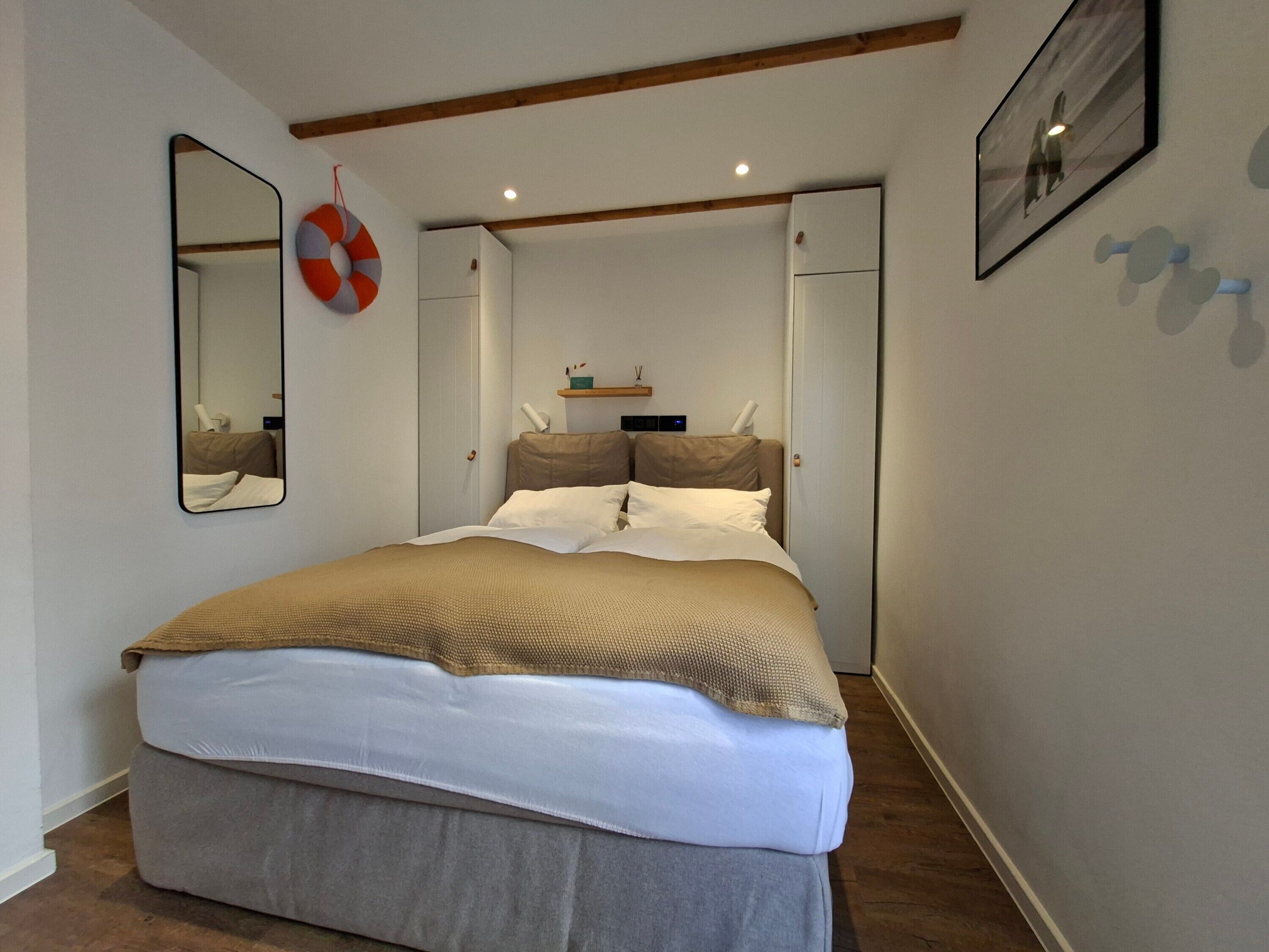 1 camera, Wi-Fi gratuito, lenzuola