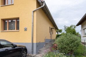 Property grounds - Apartment 'Refugium' with Outdoor Seating and Wi-Fi (Karlsbad)