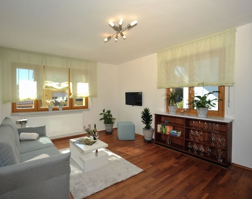 Ferienwohnung 'Refugium' mit Freisitz im Aussenbereich und Wi-Fi