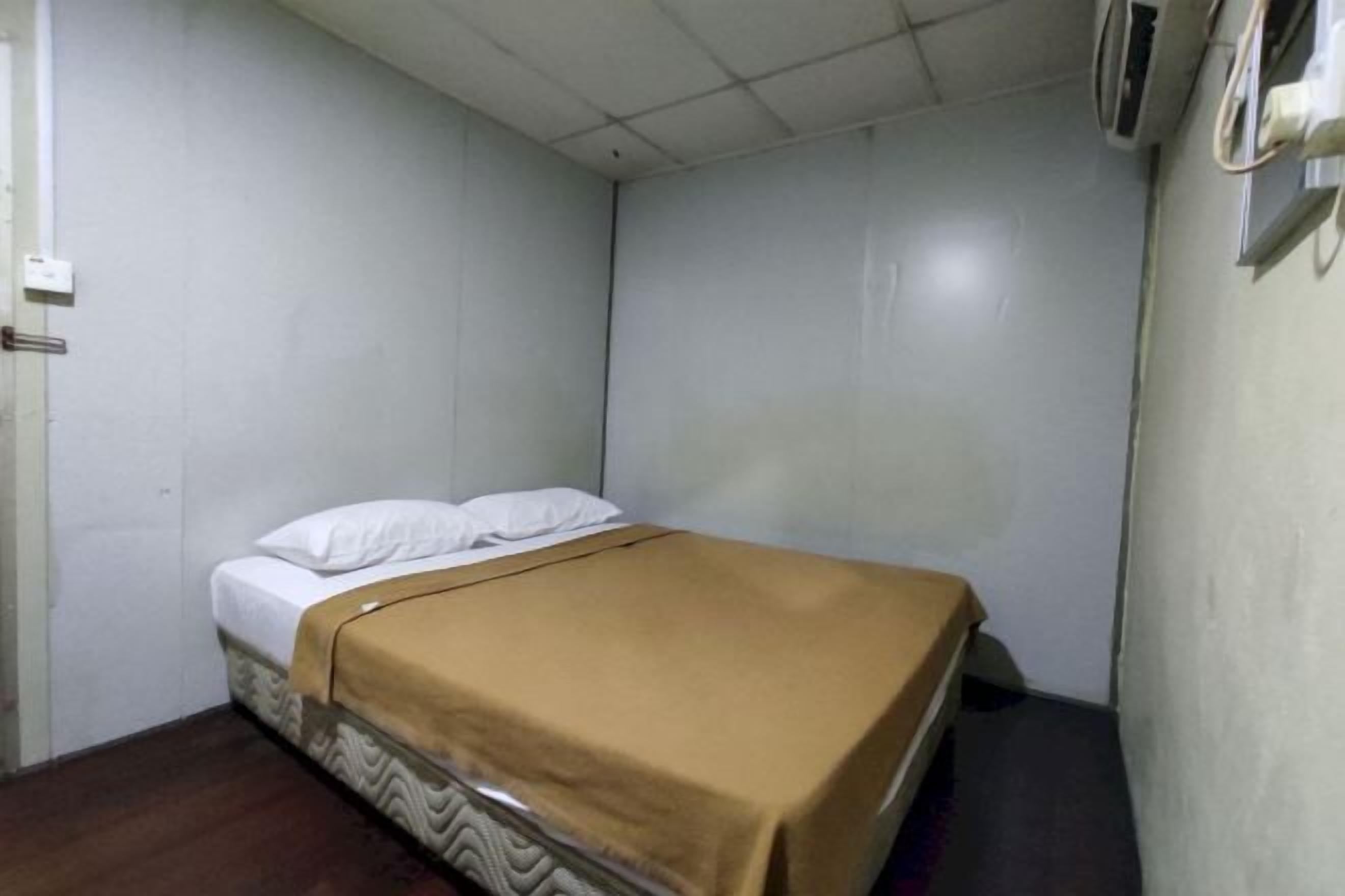 Kannettavalle tietokoneelle sopiva työtila, ilmainen Wi-Fi