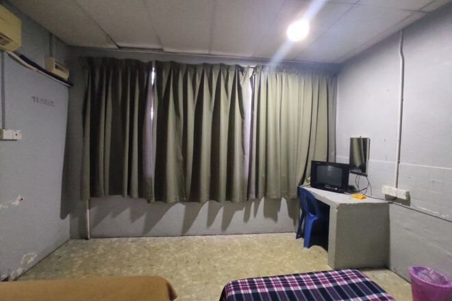 Een laptopwerkplek, gratis wifi, beddengoed