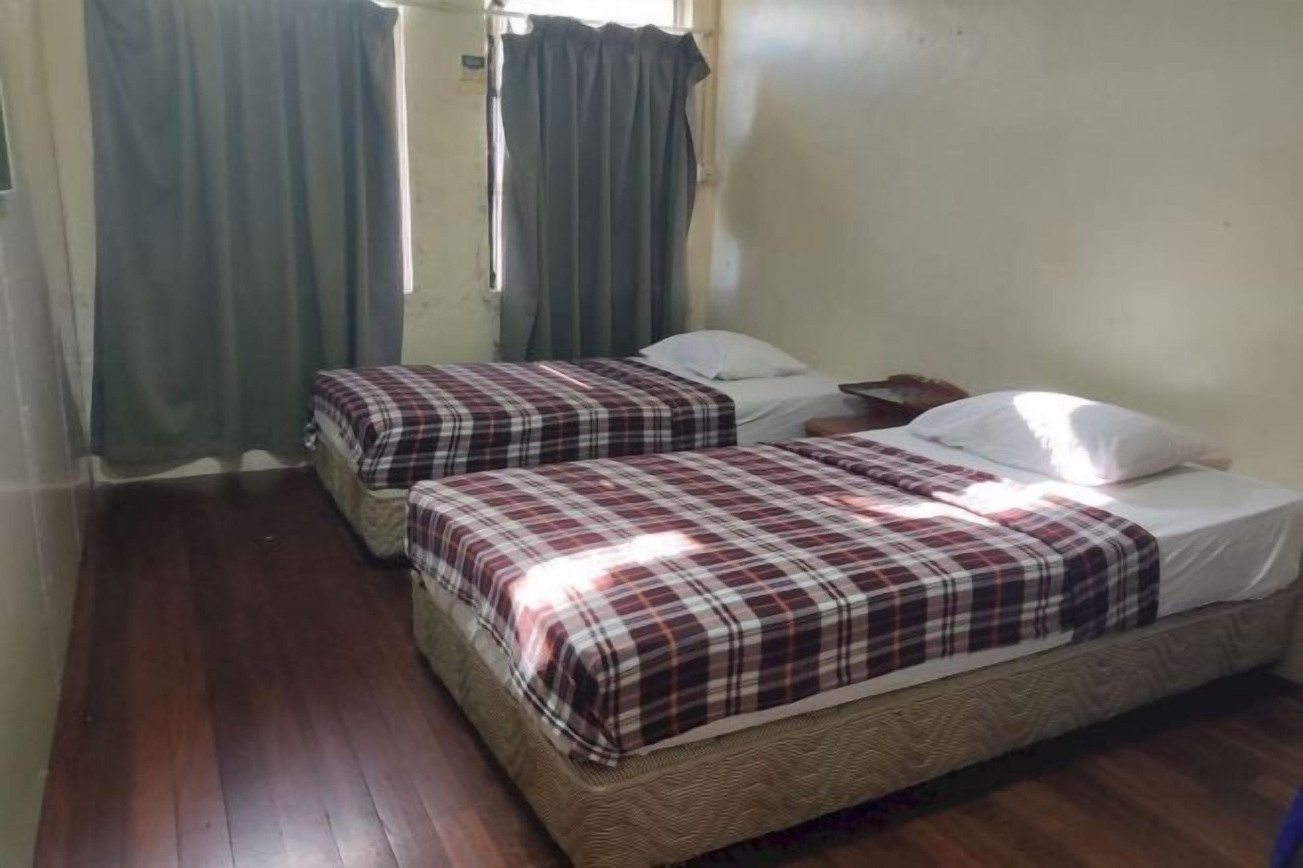 Kannettavalle tietokoneelle sopiva työtila, ilmainen Wi-Fi