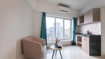 Mini-fridge, microwave, oven, electric kettle