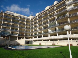 Exterior - P. Maritimo 40 Frontal LEK (Peñiscola)