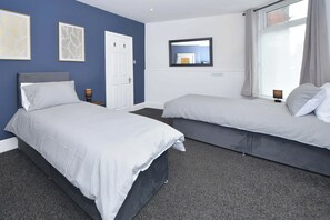 3 bedrooms, iron/ironing board, free WiFi