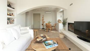 Smart TV, fireplace, printers