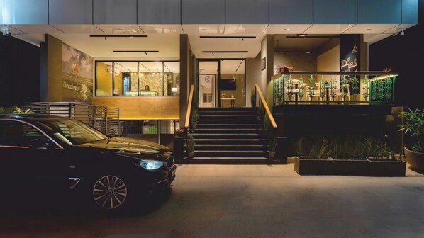 Exterior - Click Hotel Biz - Bangalore Airport (Bengaluru)