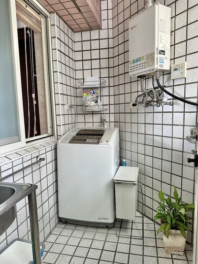 2bd/2ba Luxury Home with City Skyline View｜10-min walk to Taipei 101 & Xiangshan