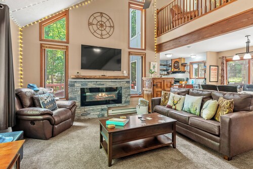 The Great Escape by AvantStay | Game Room