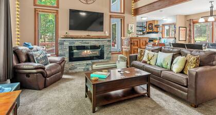 The Great Escape by AvantStay | Game Room