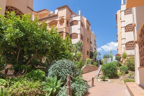 Familieleilighet, flere soverom, 2 bad, ved fjell (Luxury Mijas Golf, Pool & Pet Retreat) | Overnattingsstedets uteområder