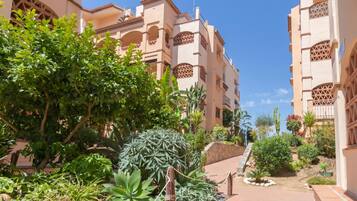 Perhehuoneisto, useita makuuhuoneita, 2 kylpyhuonetta (Luxury Mijas Golf, Pool & Pet Retreat) | Ulkoalueet