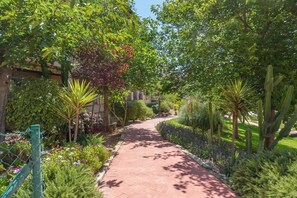 Family Apartment, Multiple Bedrooms, 2 Bathrooms (Luxury Mijas Golf, Pool & Pet Retreat) | Property grounds - Luxury Mijas Golf, Pool & Pet Retreat (Mijas)