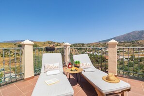 Property grounds - Luxury Mijas Golf, Pool & Pet Retreat (Mijas)
