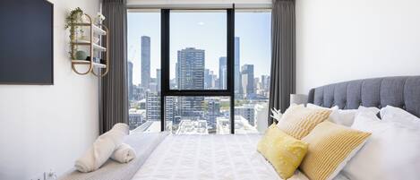 2 chambres, fer et planche à repasser, Wi-Fi, draps fournis