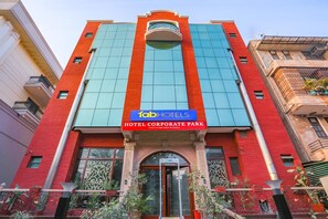 Exterior - Fabhotel Corporate Park (New Delhi)