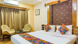 Deluxe Room | Egyptian cotton sheets, premium bedding, in-room safe, WiFi (free) - Oriva Deccan 8 (Pune)