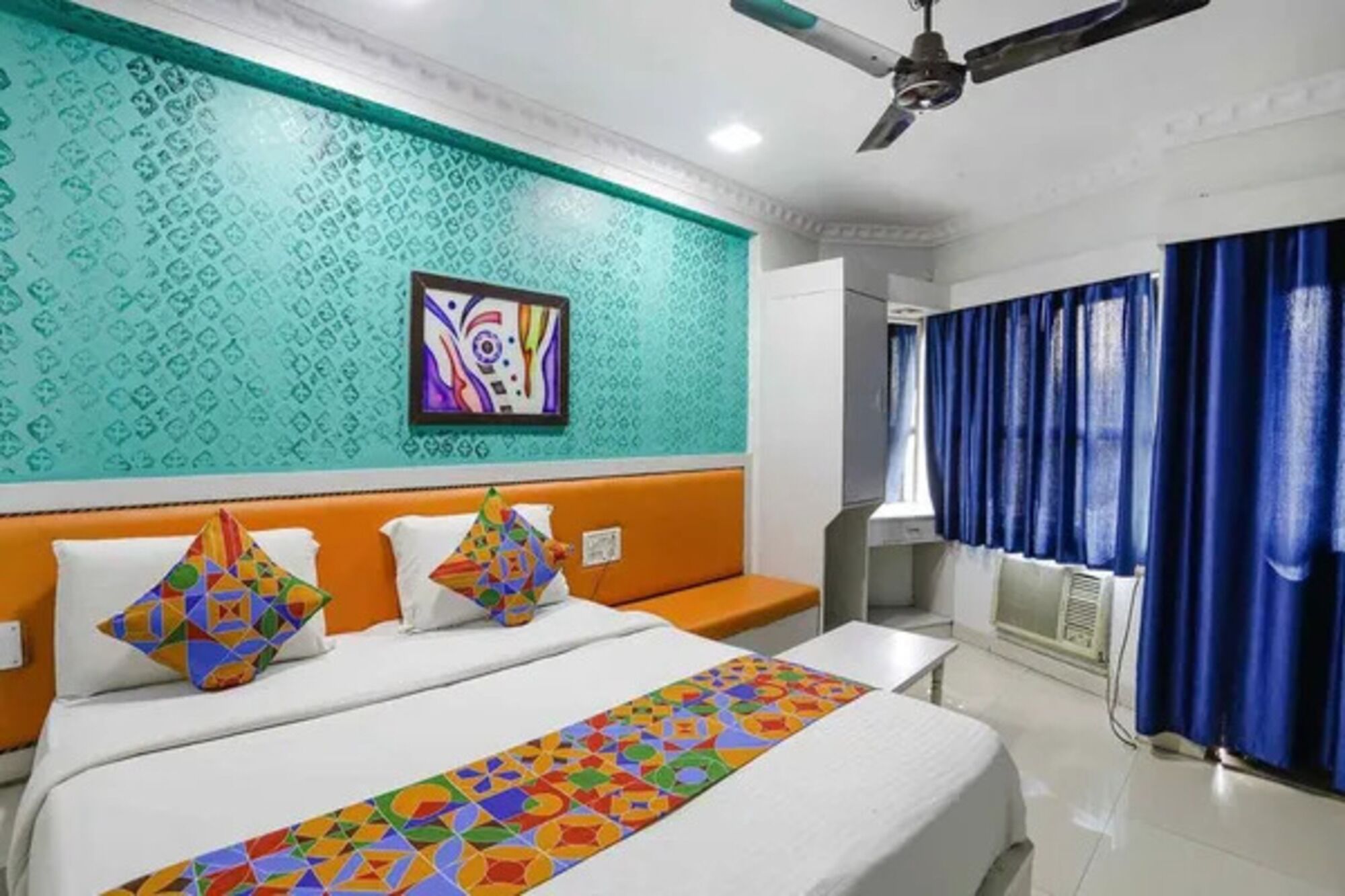 Phòng Suite Cao cấp | Bộ trải giường bằng vải cotton Ai Cập, bộ đồ giường cao cấp 