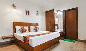 华丽客房 | 埃及棉床单、高档床上用品、客房内保险箱、免费 WiFi