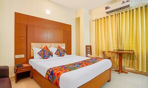 Rom – deluxe | Sengetøy i egyptisk bomull, sengetøy av topp kvalitet og safe på rommet