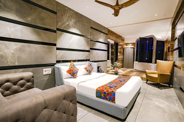 Kamar Mewah | Seprai katun Mesir, seprai premium, brankas, dan Wi-Fi gratis