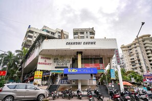 Exterior - Fabhotel Prime Welcome Palace (Surat)