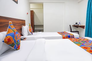 Egyptian cotton sheets, premium bedding, in-room safe, soundproofing