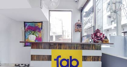 Fabhotel The Bird House