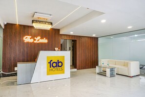 Reception - The Leela Inn (Pune)