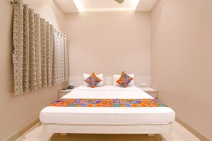 Egyptian cotton sheets, premium bedding, in-room safe, free WiFi - Fabhotel Kitchen Q Inn (Kolkata)