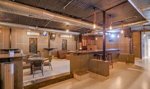 Restaurant - Fabhotel Traika Inn (Gurugram)