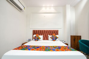 Habitación Deluxe | Sábanas de algodón egipcio, ropa de cama de alta calidad, caja fuerte