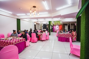 Banquet hall - Fabhotel Krishna Heights (Dehradun)