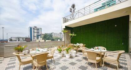 Fabhotel Bleu Ville