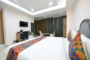 エジプト綿のシーツ、高級寝具、セーフティボックス (室内)、WiFi (無料)