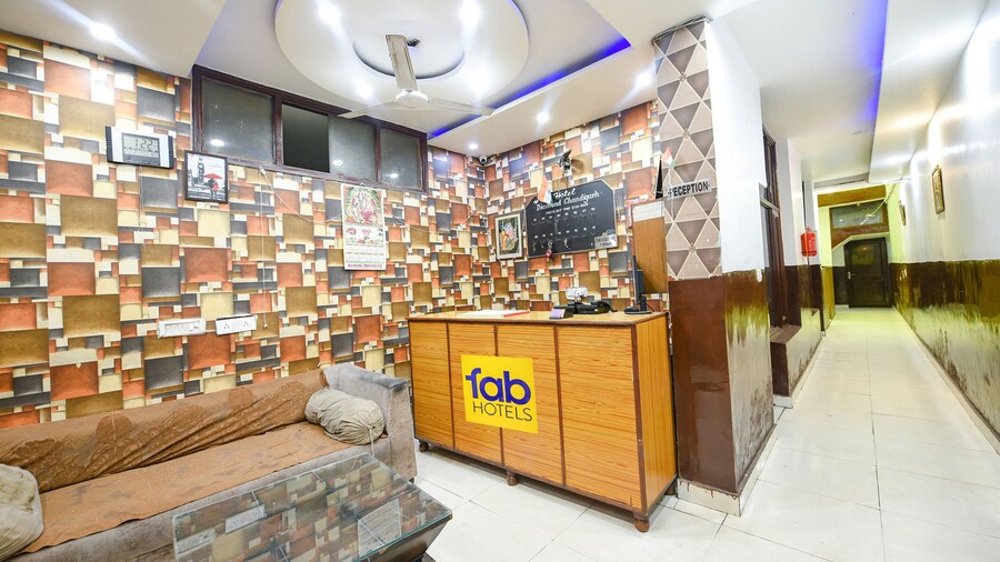 Fabexpress Diamond Sector 45