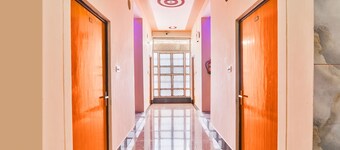 Fabhotel Shree Venkatesh Nileyam