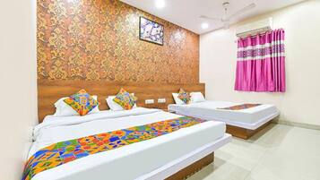 Family Room | Egyptian cotton sheets, premium bedding, in-room safe, free WiFi